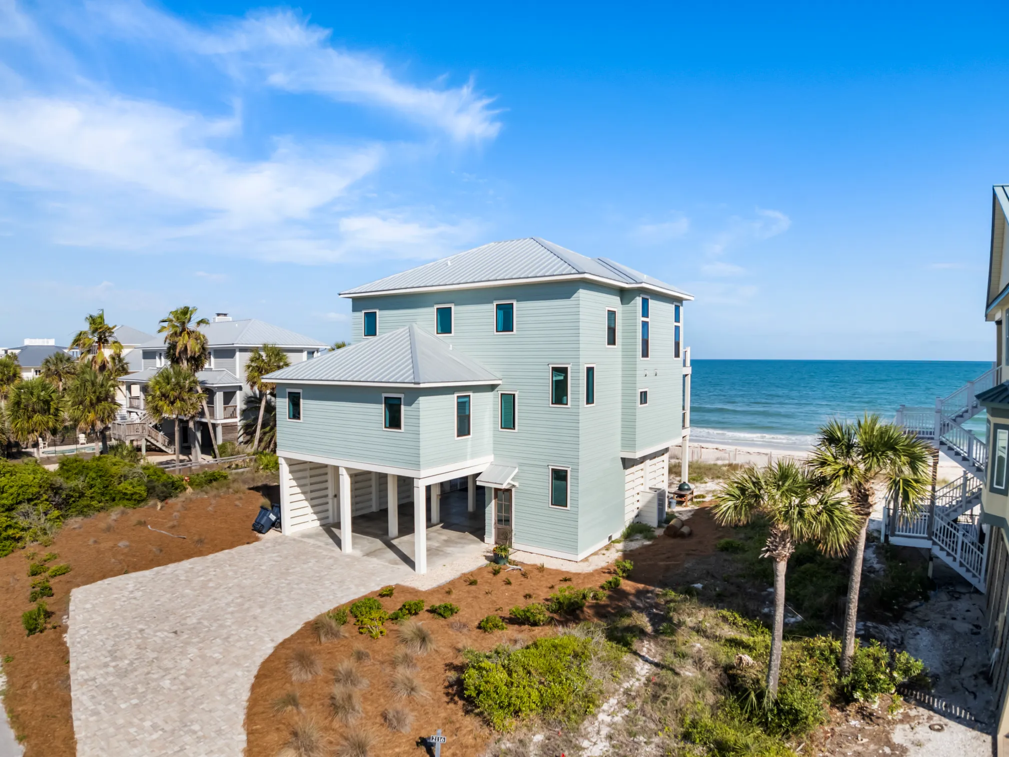 Luxury Beachfront Exterior